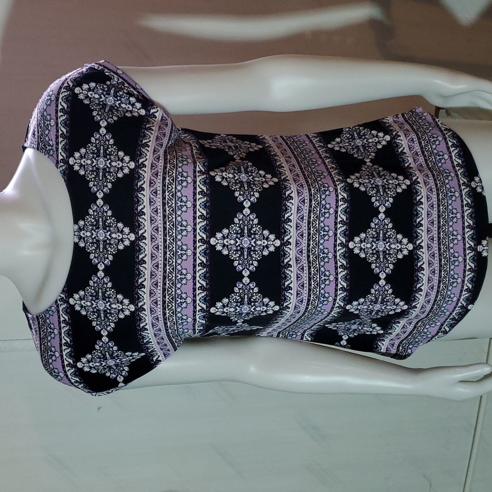 Ricki's short sleeve top